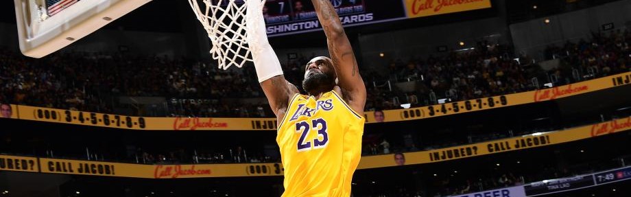 开云体育官网-詹姆斯21+10+12三双 湖人全队六人得分上双轻取奇才