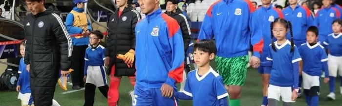 开云体育-Kaiyun Sports-富得流油，申花仅一年球衣广告就3亿，还有门票周边，可独立运营|上海申花|中超|上海申花足球俱乐部|球迷|收入_新浪体育_新浪新闻