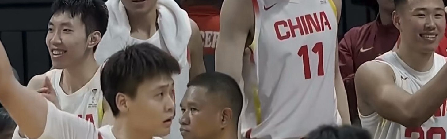 开云体育APP下载-中国男篮险胜中国台北！郭士强抱住陈盈骏与王晗，全员呐喊庆祝！